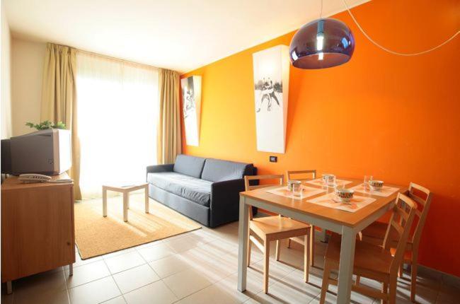 Aparthotel Th-Villaggio Olimpico Colle Sestriere村