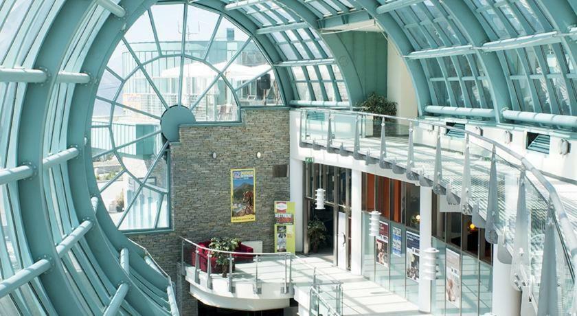 Aparthotel Th-Villaggio Olimpico Colle Sestriere村